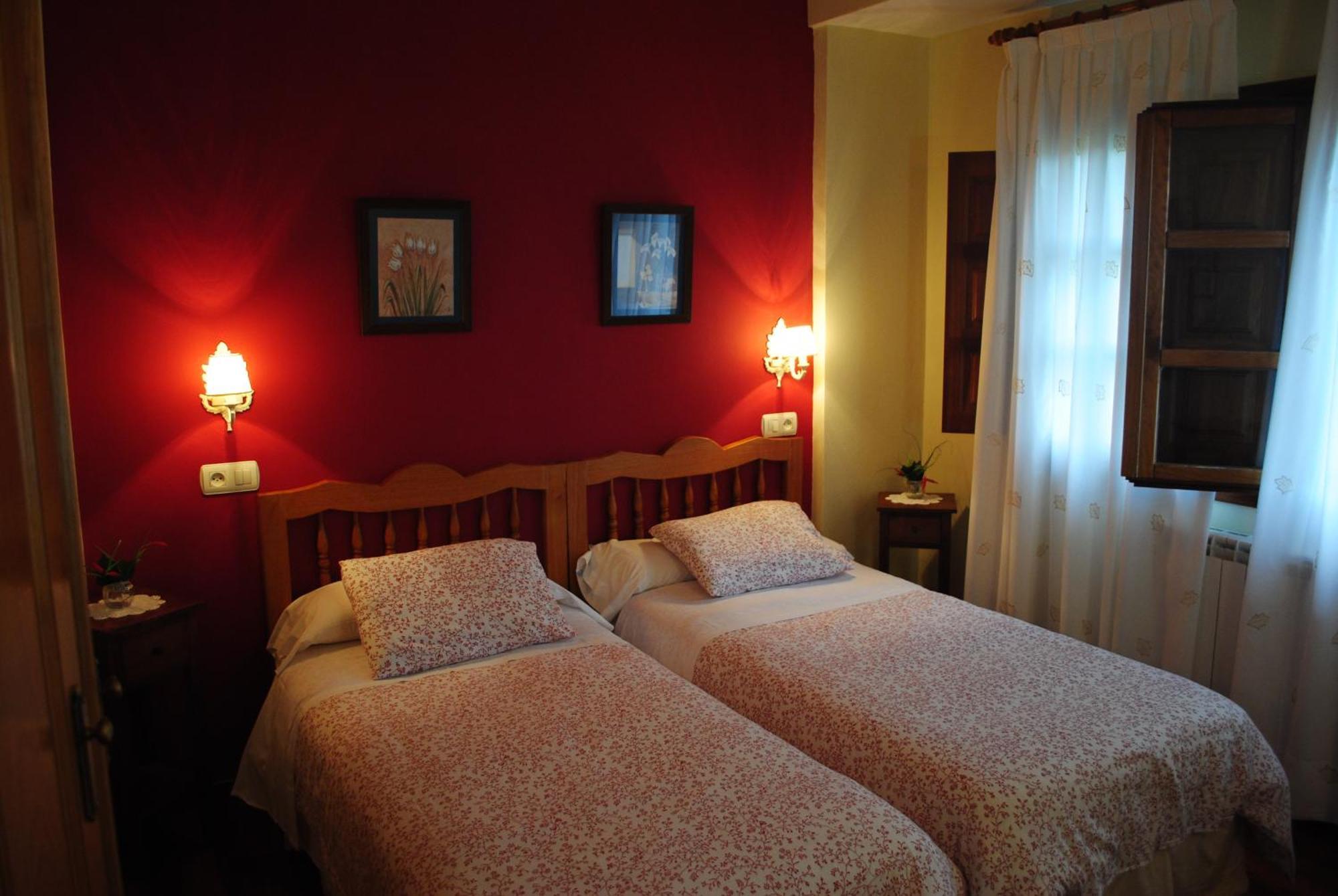 Astur Regal Hotel Cadavedo Exterior photo