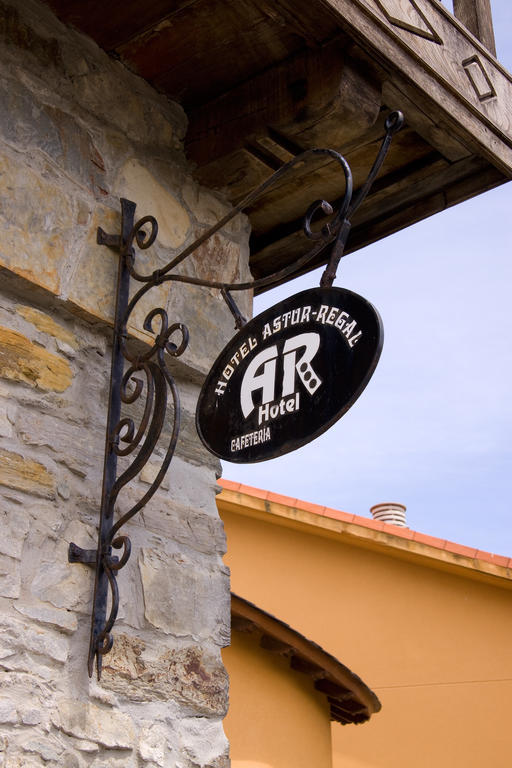 Astur Regal Hotel Cadavedo Exterior photo